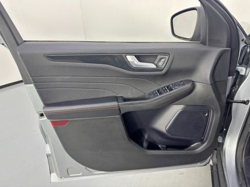 Used 2024 Ford Escape ST-Line w/ Tech Pack #1 image 34