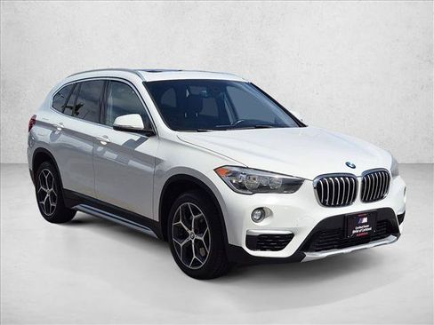 Used 2018 BMW X1 sDrive28i w/ Convenience Package FWD image 3