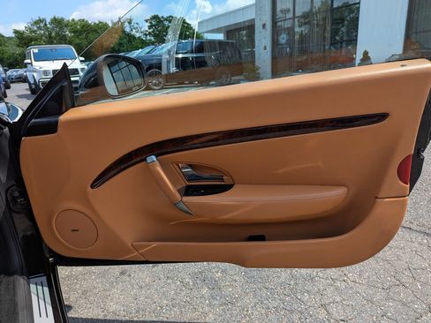 Used 2011 Maserati GranTurismo Convertible RWD image 28