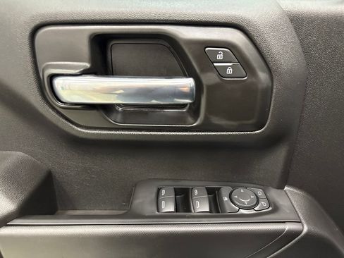 Used 2026 Chevrolet Silverado 1500 Custom AWD/4WD image 17