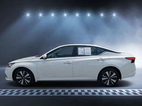 Used 2021 Nissan Altima 2.5 SL AWD/4WD image 6