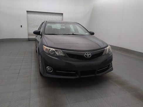 Used 2014 Toyota Camry SE image 14