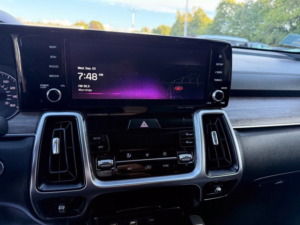 Used 2022 Kia Sorento S AWD/4WD image 20