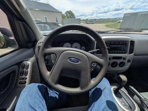 Used 2007 Ford Escape XLT AWD/4WD image 28