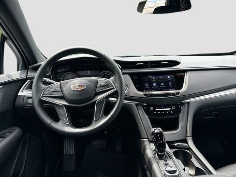 New 2025 Cadillac XT5 Luxury w/ LPO, Floor Liner Package image 21