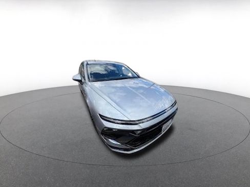 Used 2025 Hyundai Sonata SEL image 1