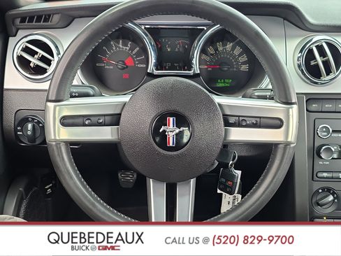 Used 2009 Ford Mustang GT RWD image 12