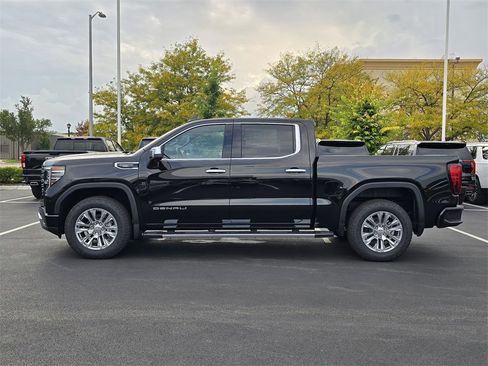New 2026 GMC Sierra 1500 Denali w/ Denali Carbonpro Edition image 5