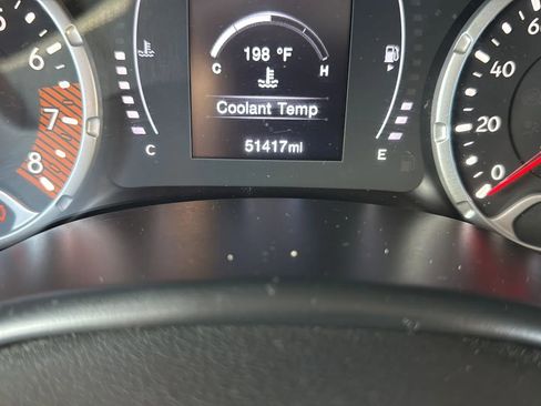 Used 2020 Jeep Renegade Sport image 17