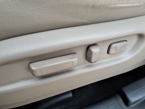 Used 2017 Honda Pilot EX-L image 16