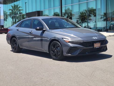 New 2026 Hyundai Elantra Sport FWD image 31