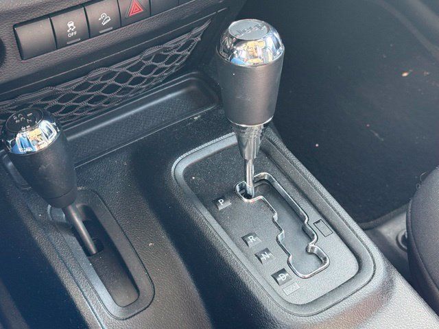 Used 2018 Jeep Wrangler Unlimited Sport S AWD/4WD image 18
