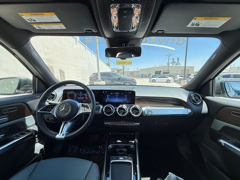 Used 2026 Mercedes-Benz GLB 250 image 14