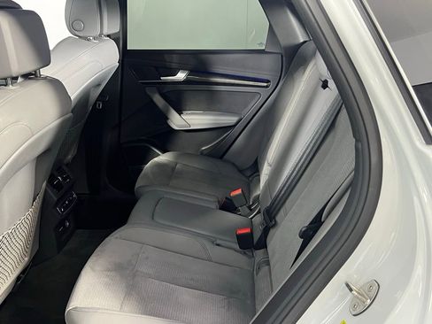 Used 2023 Audi SQ5 Prestige w/ Prestige Package image 27