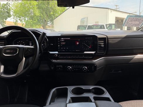 Used 2025 GMC Sierra 1500 Elevation AWD/4WD image 18
