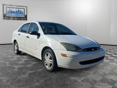 Used 2003 Ford Focus SE image 4