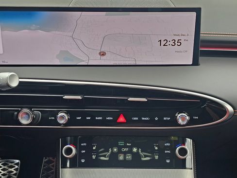 New 2026 Genesis GV70 2.5T Sport Prestige image 13