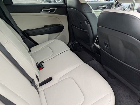 Used 2025 Kia Sportage EX AWD/4WD image 20