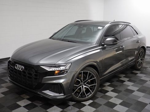 Used 2022 Audi SQ8 Prestige w/ Prestige Package image 2