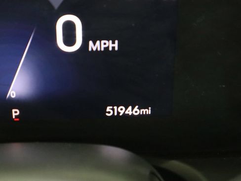 Used 2024 Buick Encore GX Preferred w/ Comfort Package FWD image 35