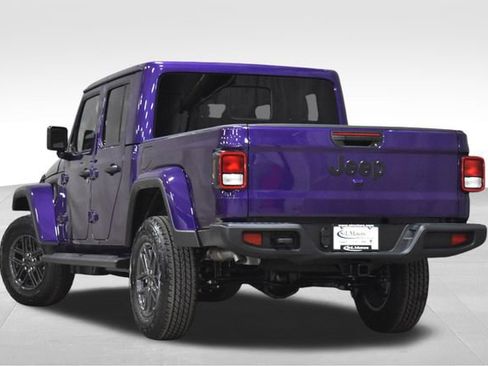 New 2026 Jeep Gladiator Sport image 2