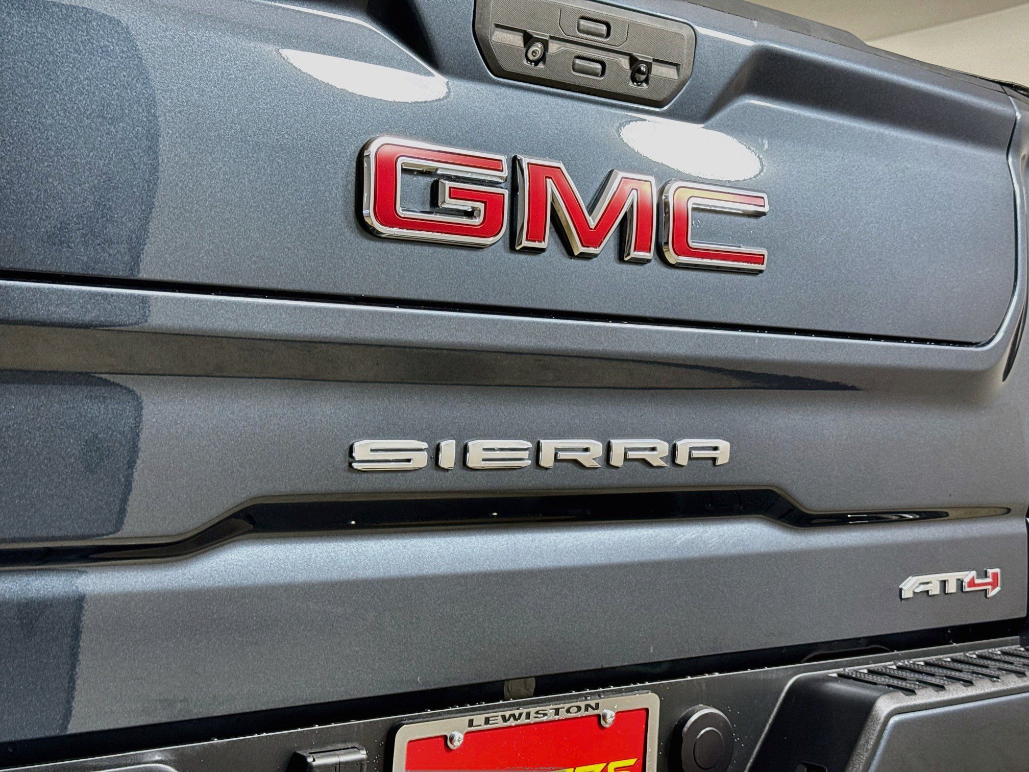 Used 2020 GMC Sierra 1500 AT4 w/ AT4 Premium Package AWD/4WD image 27