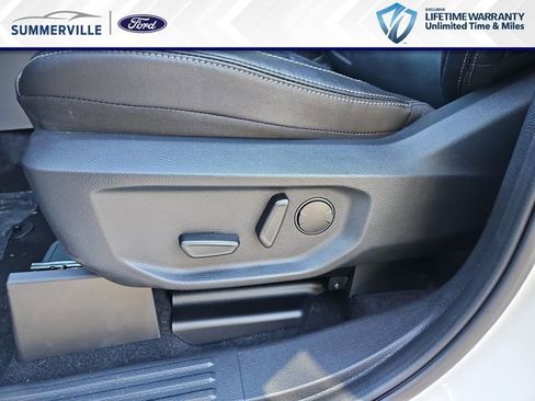 New 2025 Ford Ranger Lariat w/ FX4 Off-Road Package image 18