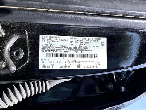 Used 2018 Ford F150 Lariat w/ Equipment Group 502A Luxury AWD/4WD image 9
