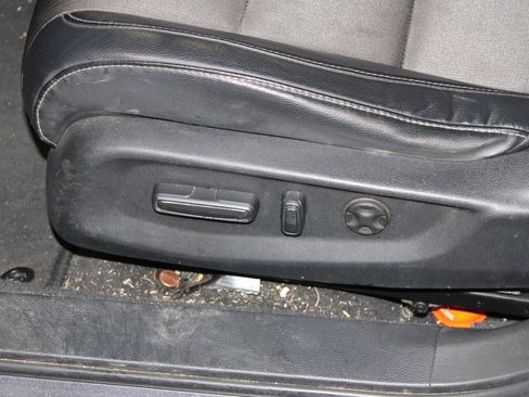 Used 2018 Honda Accord Sport image 14