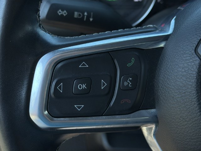 Used 2022 Jeep Wrangler Unlimited Sahara AWD/4WD image 28