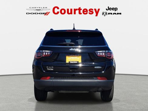 Certified 2023 Jeep Compass Latitude w/ Sun and Sound Group image 6