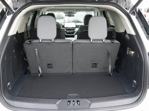 New 2026 Ford Explorer Active w/ Active Comfort Package image 12