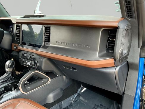 Used 2024 Ford Bronco Outer Banks AWD/4WD image 26