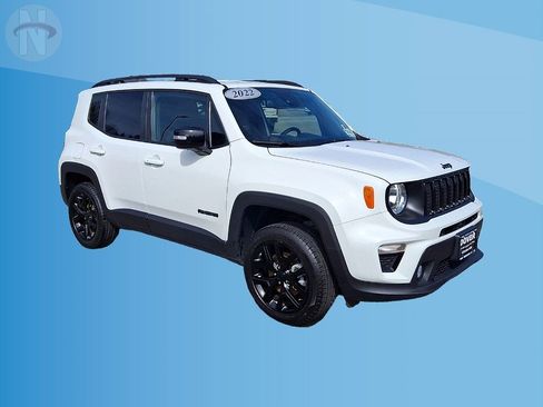 Certified 2022 Jeep Renegade Altitude w/ Convenience Group image 2