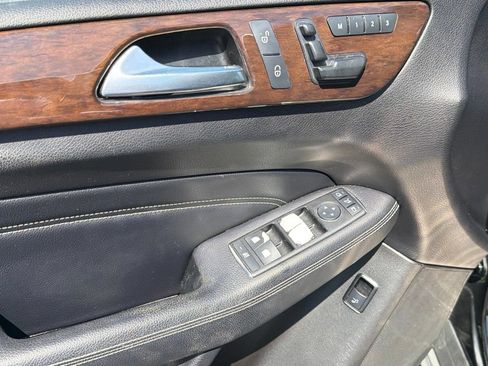 Used 2012 Mercedes-Benz ML 350 4MATIC image 8