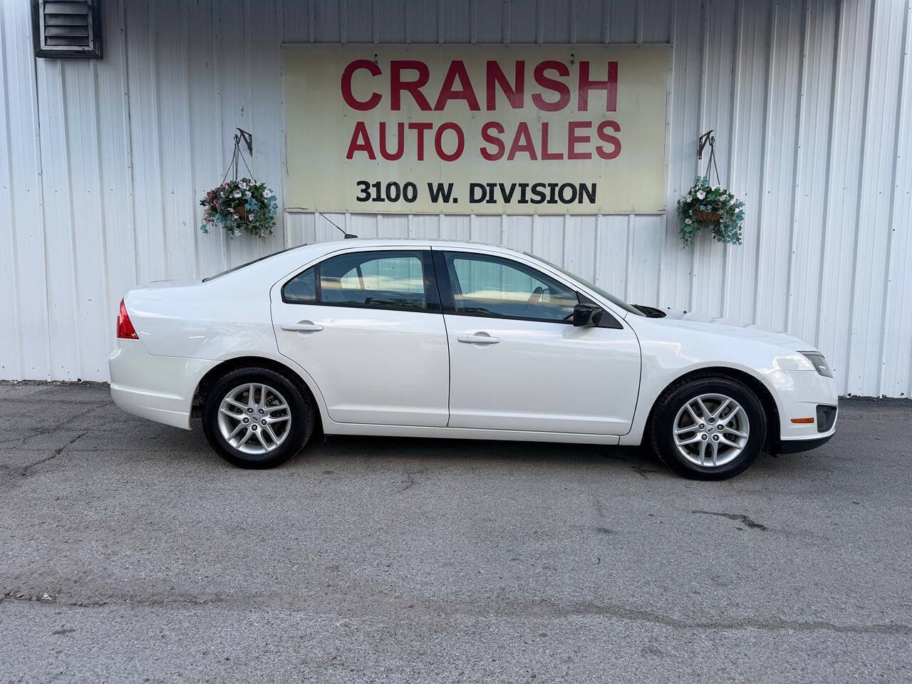 Used 2010 Ford Fusion S FWD image 5