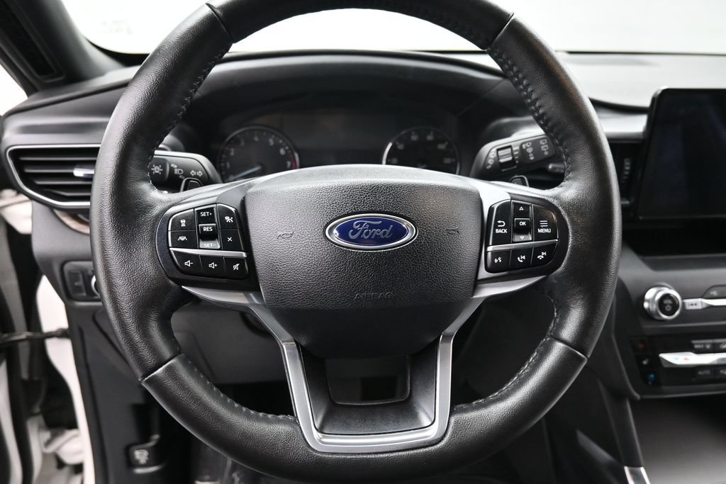 Used 2020 Ford Explorer Limited AWD/4WD image 13