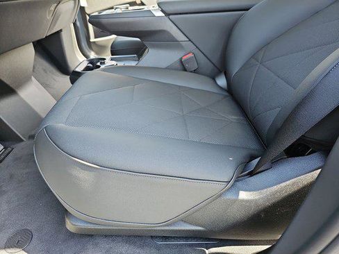 New 2026 BMW iX xDrive60 w/ Premium Package image 29