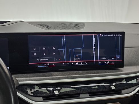 Used 2024 BMW X5 xDrive50e w/ Executive Package image 34