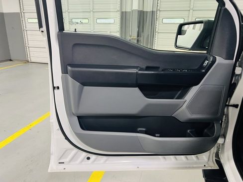 Used 2021 Ford F150 XL w/ XL Chrome Appearance Package image 19