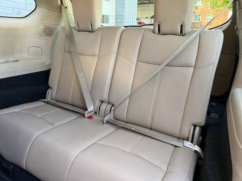 Used 2019 Nissan Pathfinder SL w/ SL Premium Package AWD/4WD image 13