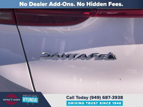 Certified 2023 Hyundai Santa Fe SEL w/ Premium Package FWD image 17