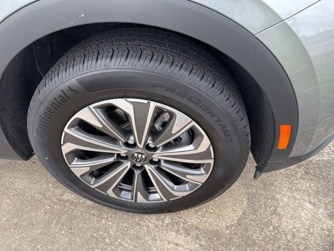 Used 2024 Buick Envision Preferred image 5