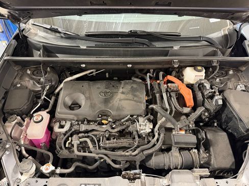 Used 2022 Toyota RAV4 XLE w/ Convenience Package AWD/4WD image 21
