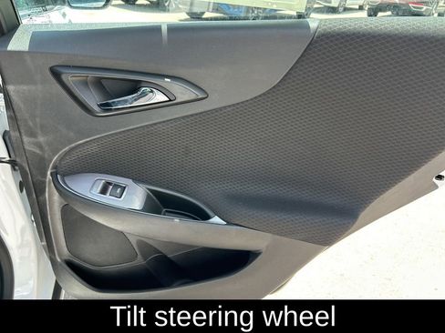 Used 2024 Chevrolet Malibu LT image 38