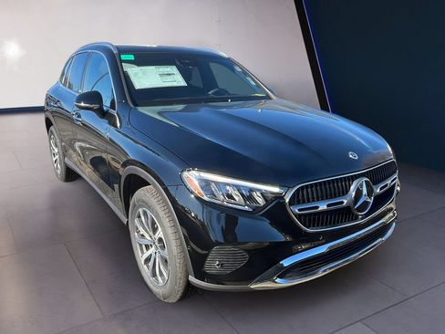 Used 2026 Mercedes-Benz GLC 300 4MATIC image 4