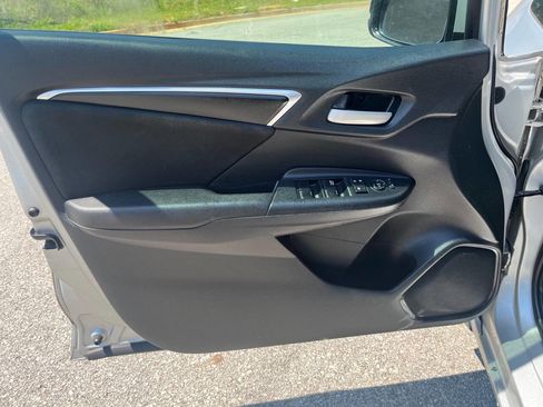 Used 2015 Honda Fit LX image 27