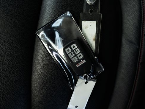 Certified 2024 Honda Odyssey Sport image 50