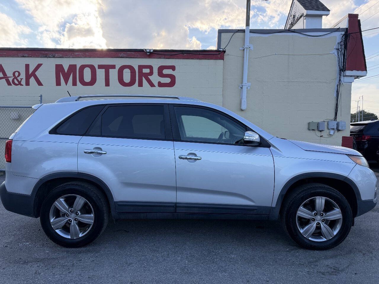 Used 2012 Kia Sorento EX FWD image 9