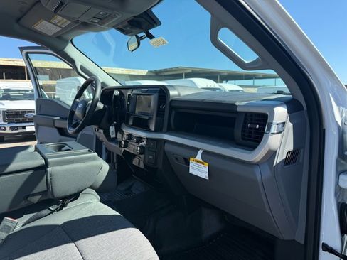 New 2026 Ford F250 XL w/ XL Chrome Package image 26